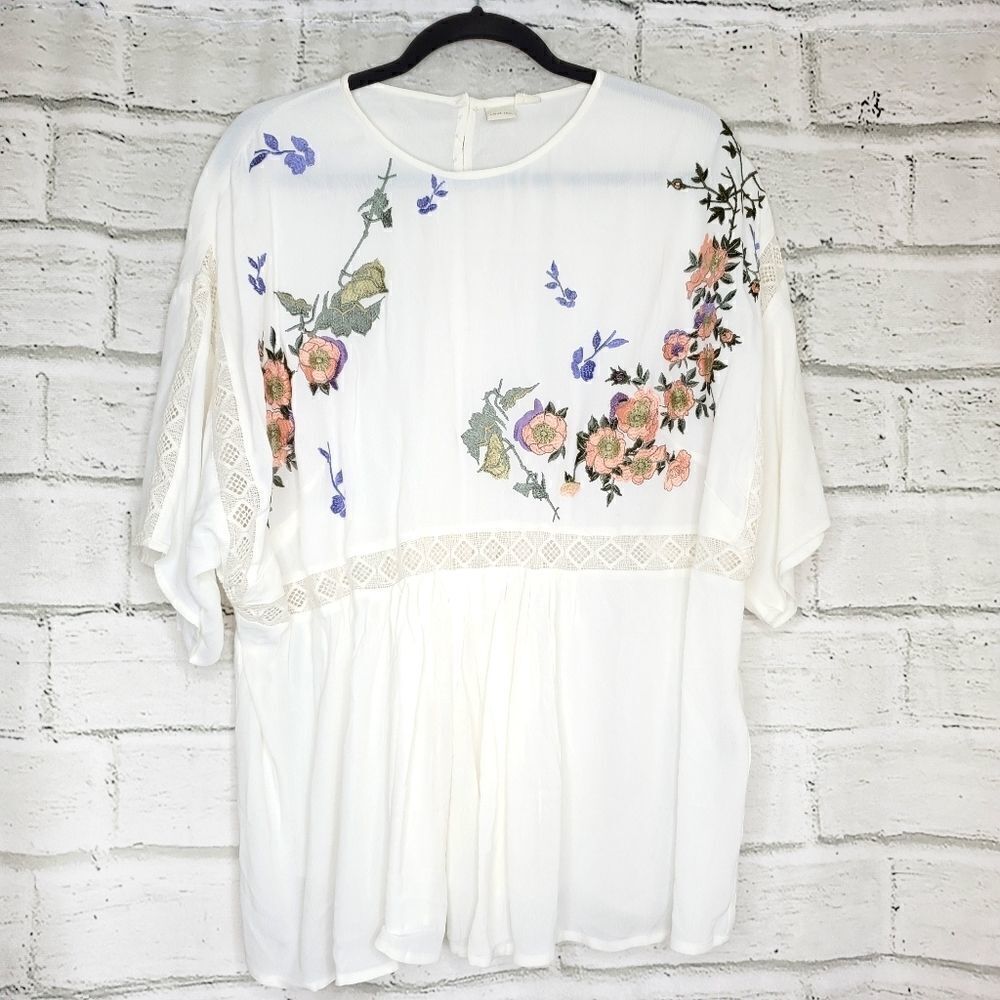 Lost Ink Floral embroidery flutter shirt blouse wimens xxl